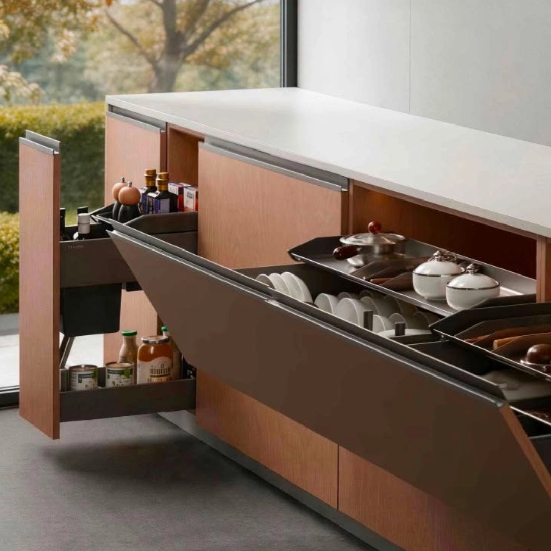 SHEARER 5.0 Premium Pull-Out Kitchen Storage System