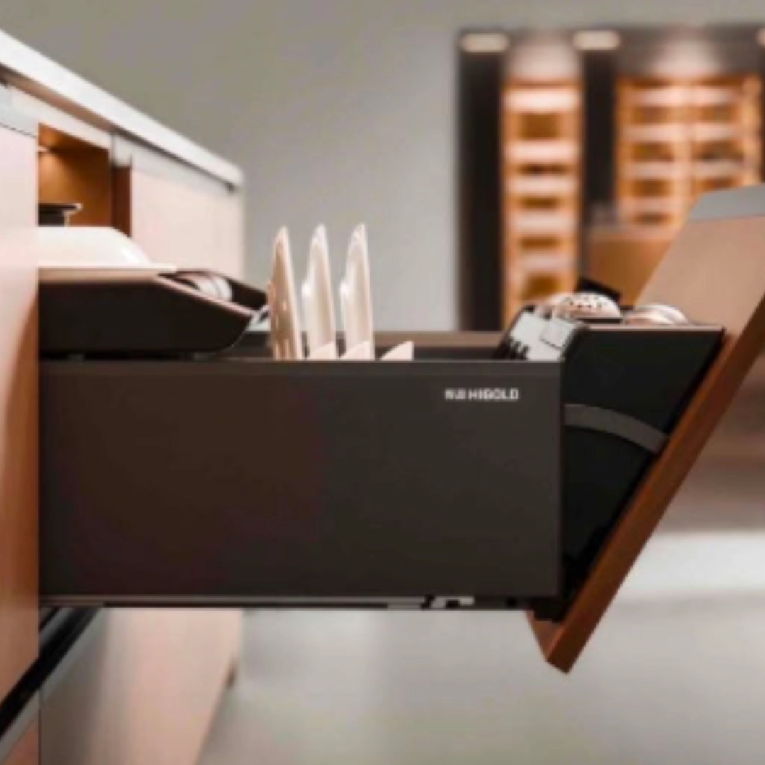 SHEARER 5.0 Premium Pull-Out Kitchen Storage System